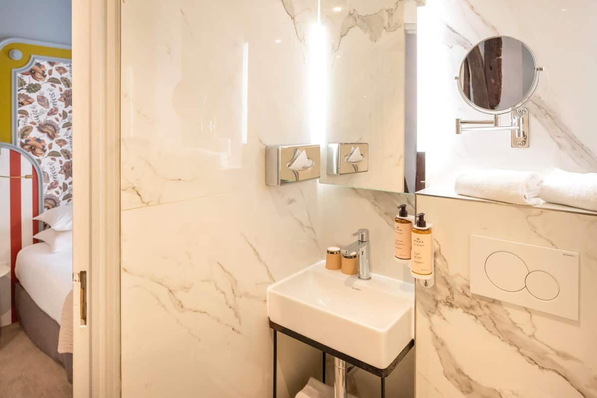 Literie de qualité supérieure, minibar, coffres-forts dans les chambres