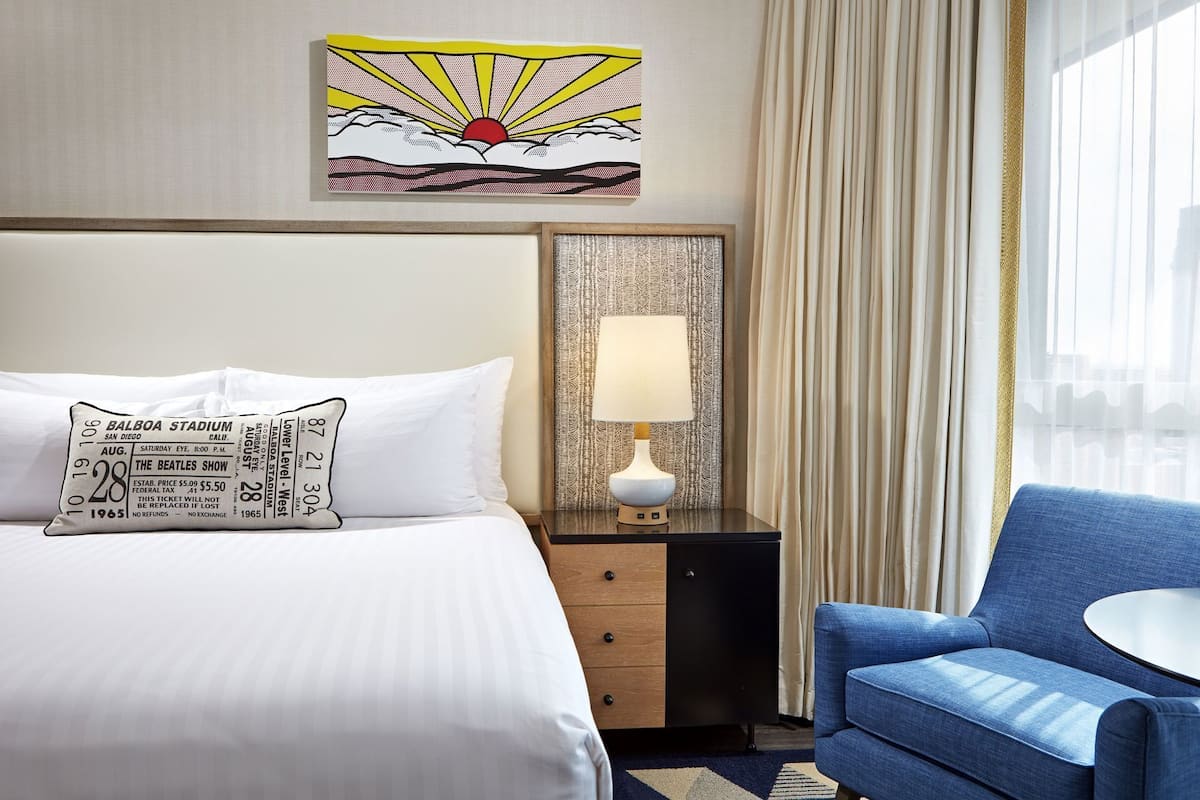 Premium bedding, in-room safe, blackout drapes, iron/ironing board