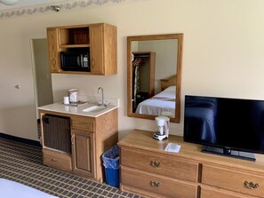 Standard Room, 2 Queen Beds