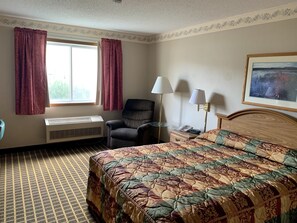 Habitación, 1 cama Queen size | Caja de seguridad en la habitación y escritorio 