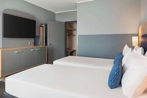 Comfort Twin Room | In-room safe, blackout curtains, soundproofing, free cots/infant beds