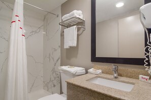 Artículos de tocador gratuitos, toallas, jabón, shampoo