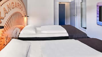 Twin Room | 1 bedroom, desk, laptop workspace, blackout drapes