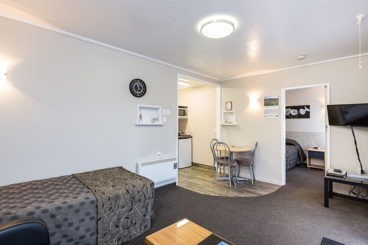 Minibar, blackout drapes, iron/ironing board, free cribs/infant beds