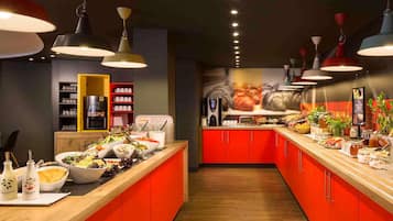 Daily buffet breakfast for a fee
