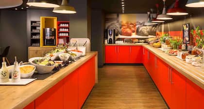 ibis Budapest Heroes Square