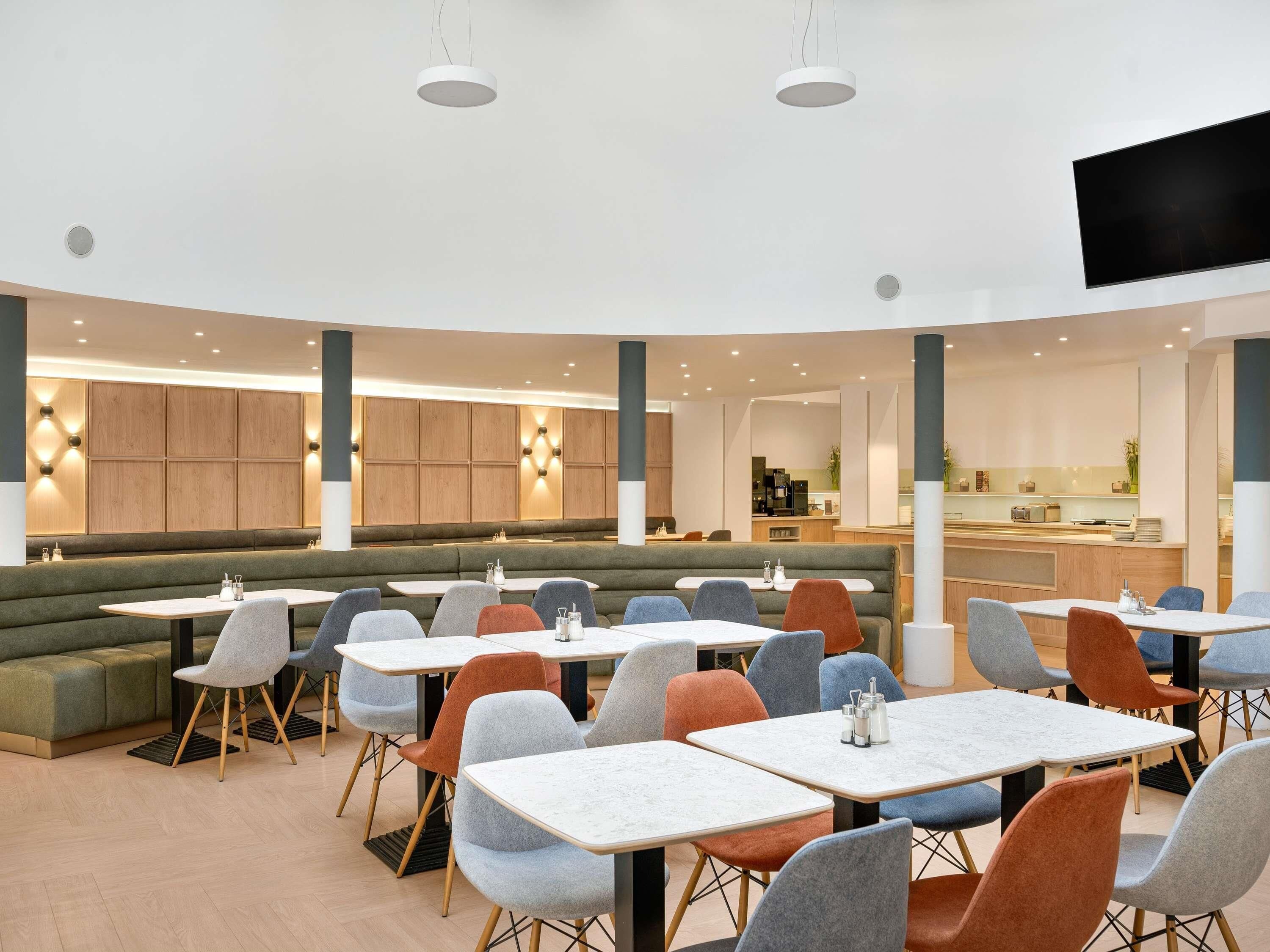 Colazione a buffet a pagamento, servita tutte le mattine 