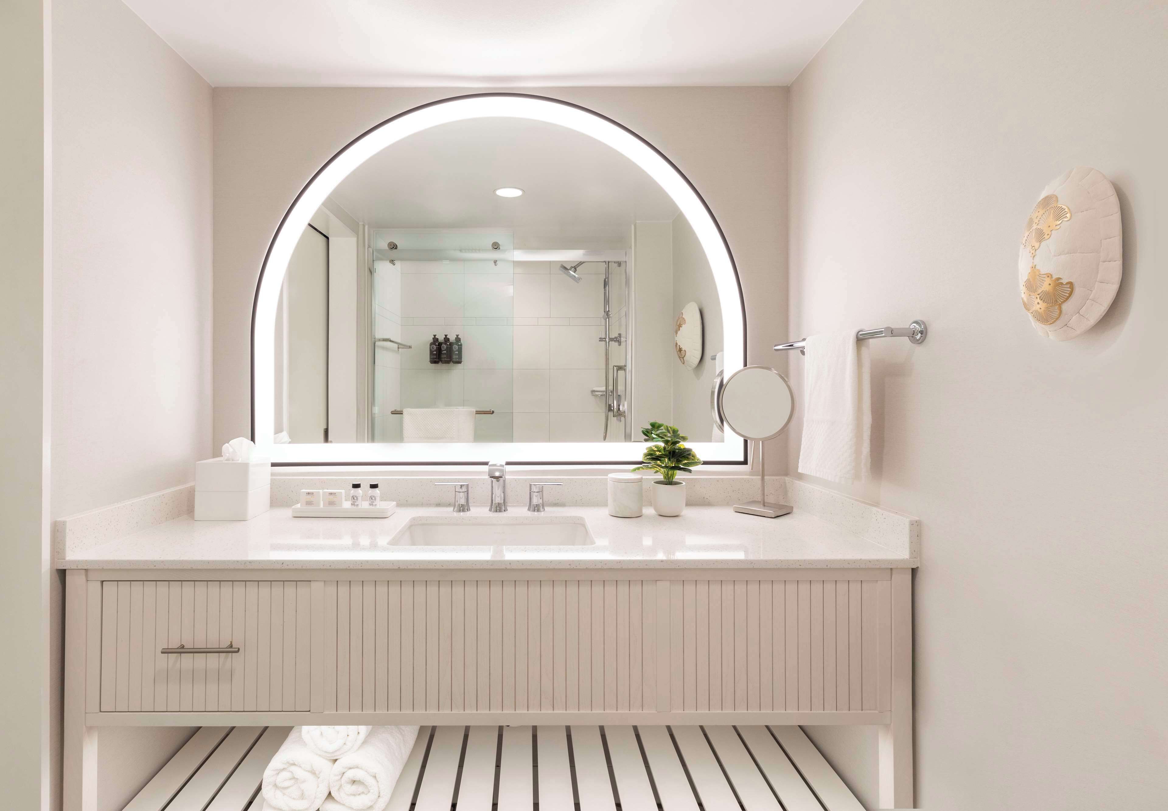 Photo - The Singer Oceanfront Resort, Curio Collection by Hilton