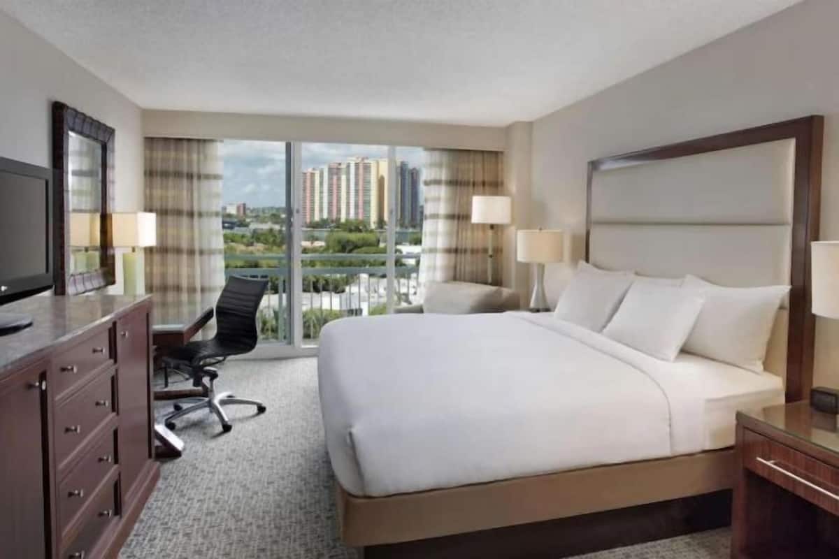 1 chambre, literie de qualité, couette en duvet