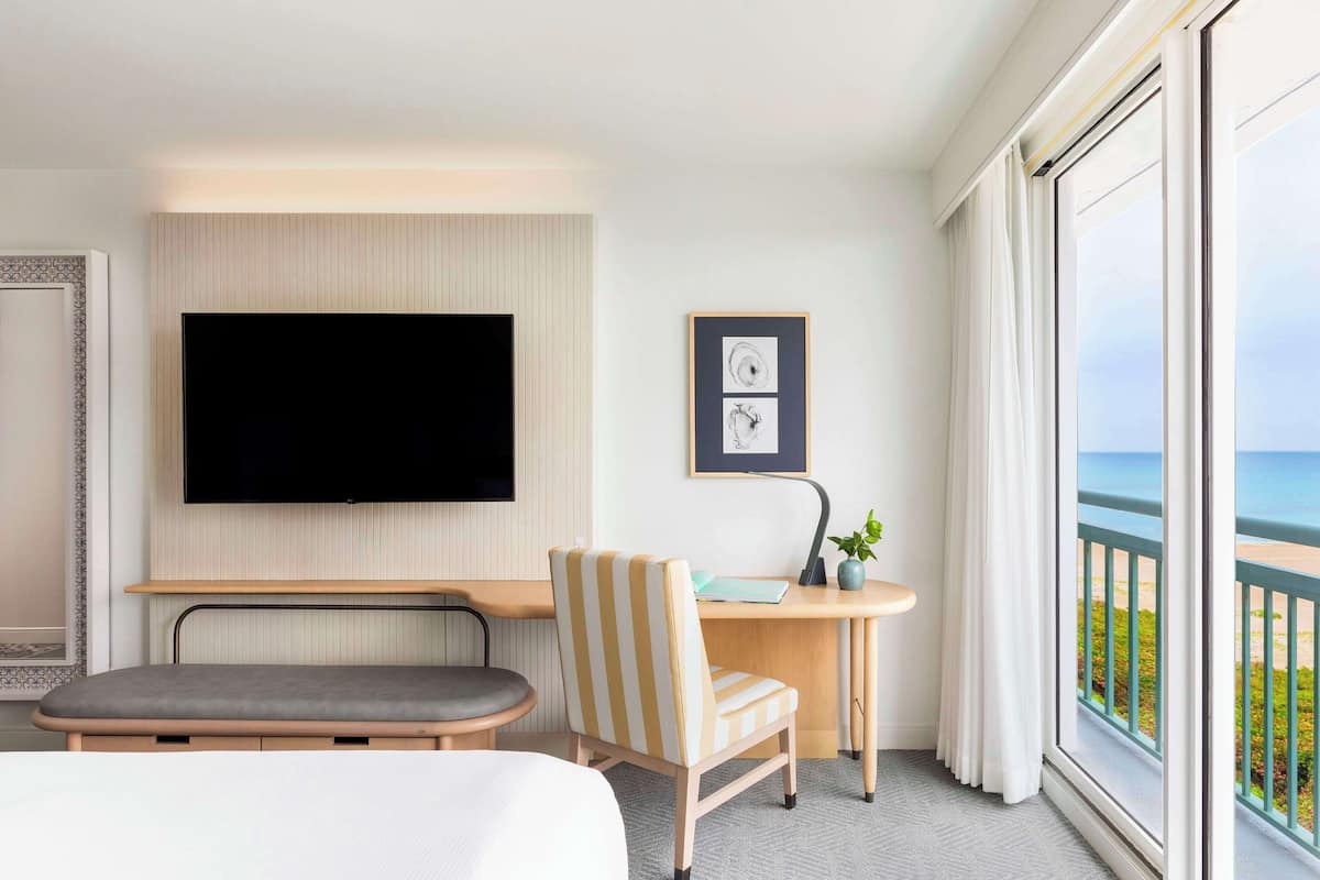 Room, 1 King Bed, Ocean View