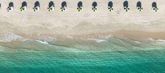 The Singer Oceanfront Resort, Curio Collection by Hilton