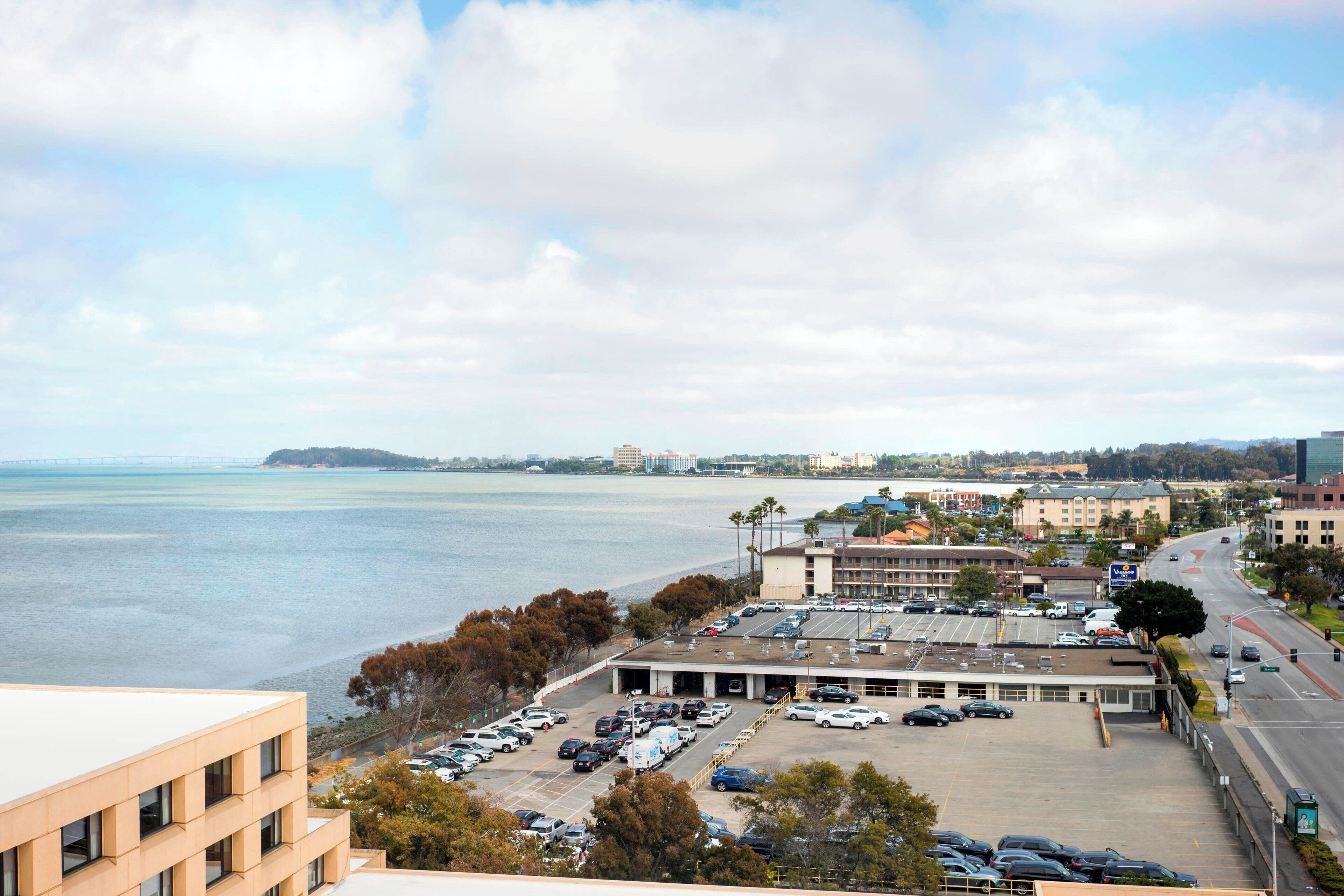 1 bedroom, hypo-allergenic bedding, down duvets, pillow-top beds