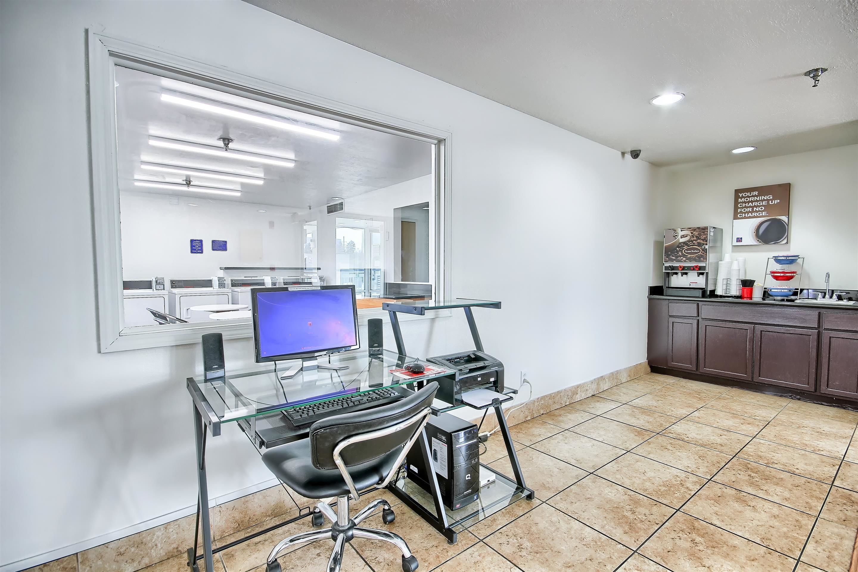 Foto - Motel 6-Columbus, OH - West