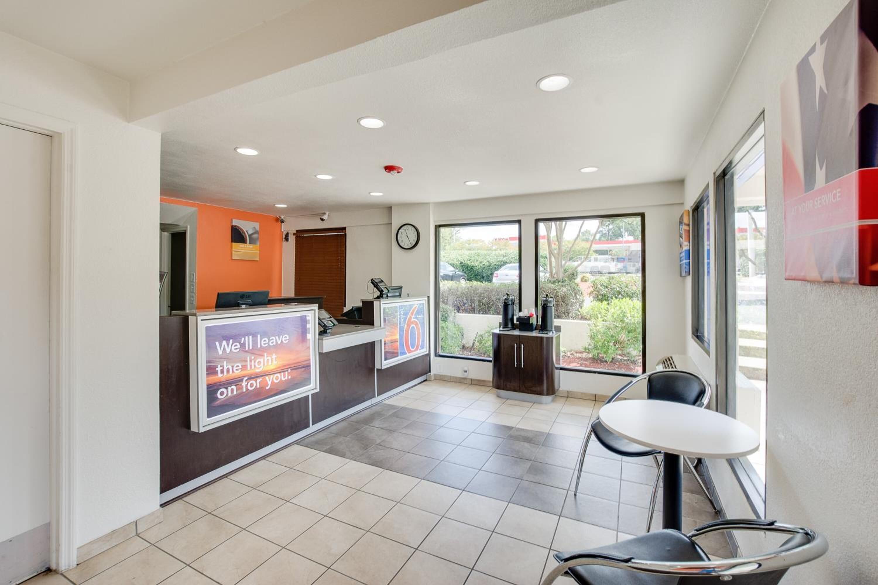 Foto - Motel 6-Columbus, OH - West