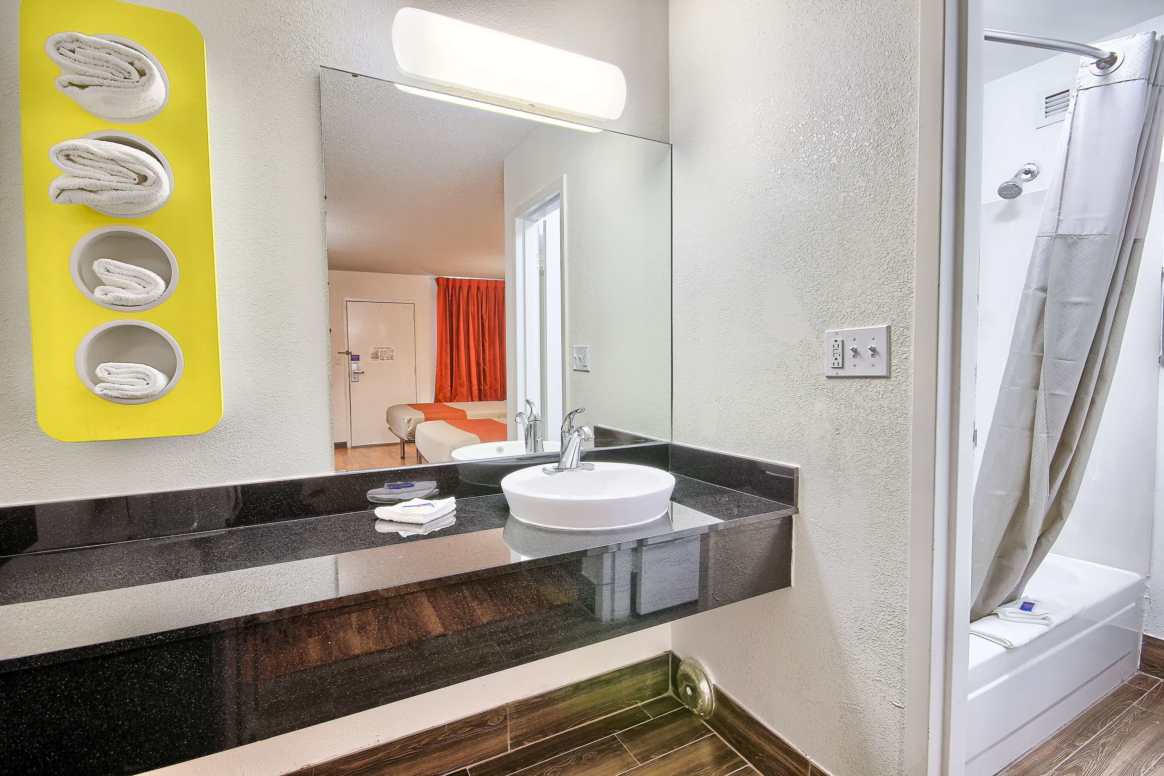 Foto - Motel 6-Columbus, OH - West