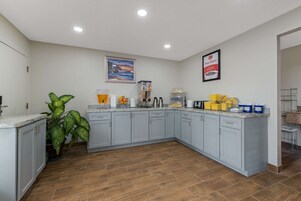Café da manhã continental grátis todos os dias