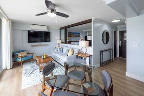 Condo, 1 Bedroom, City View (Unit 72 ,1Bath) | Living area | TV