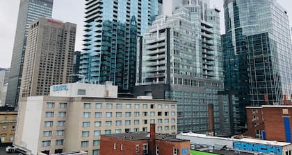 Comfort Suites Downtown