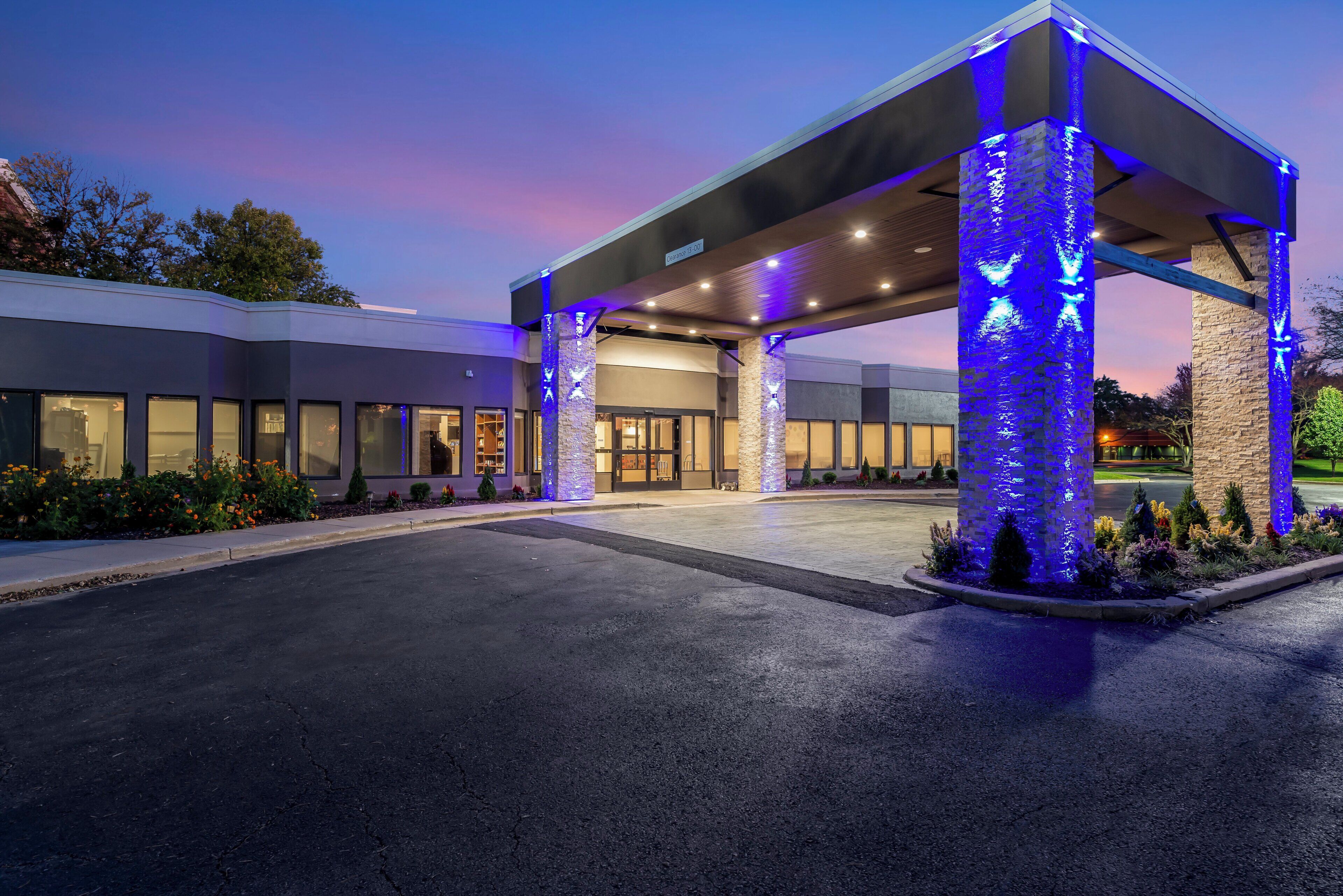 Photo - Holiday Inn Express Naperville by IHG