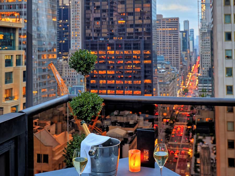 3 bars/lounges, rooftop bar, lobby lounge