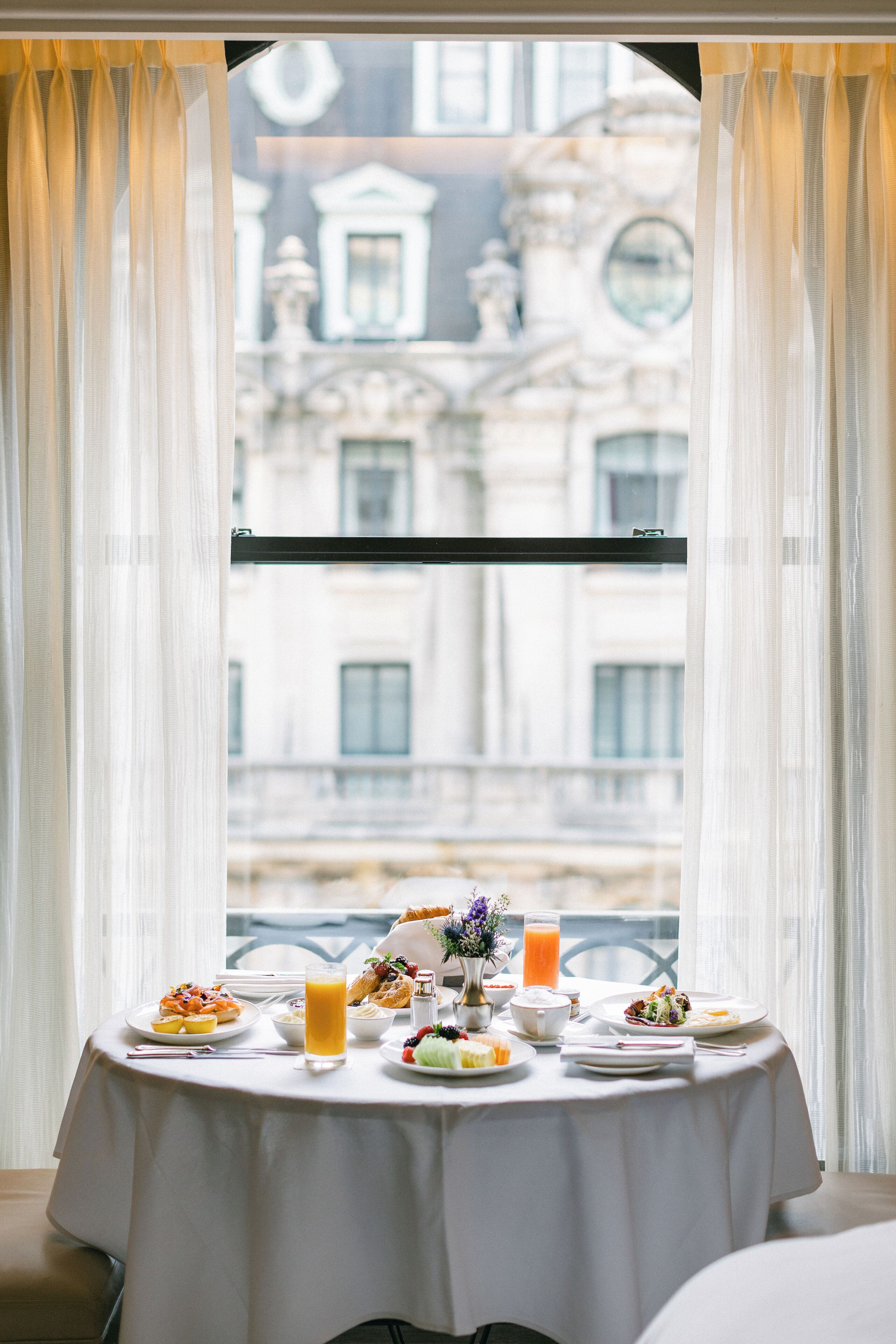 Desayuno a la carta todos los días (con cargo)
