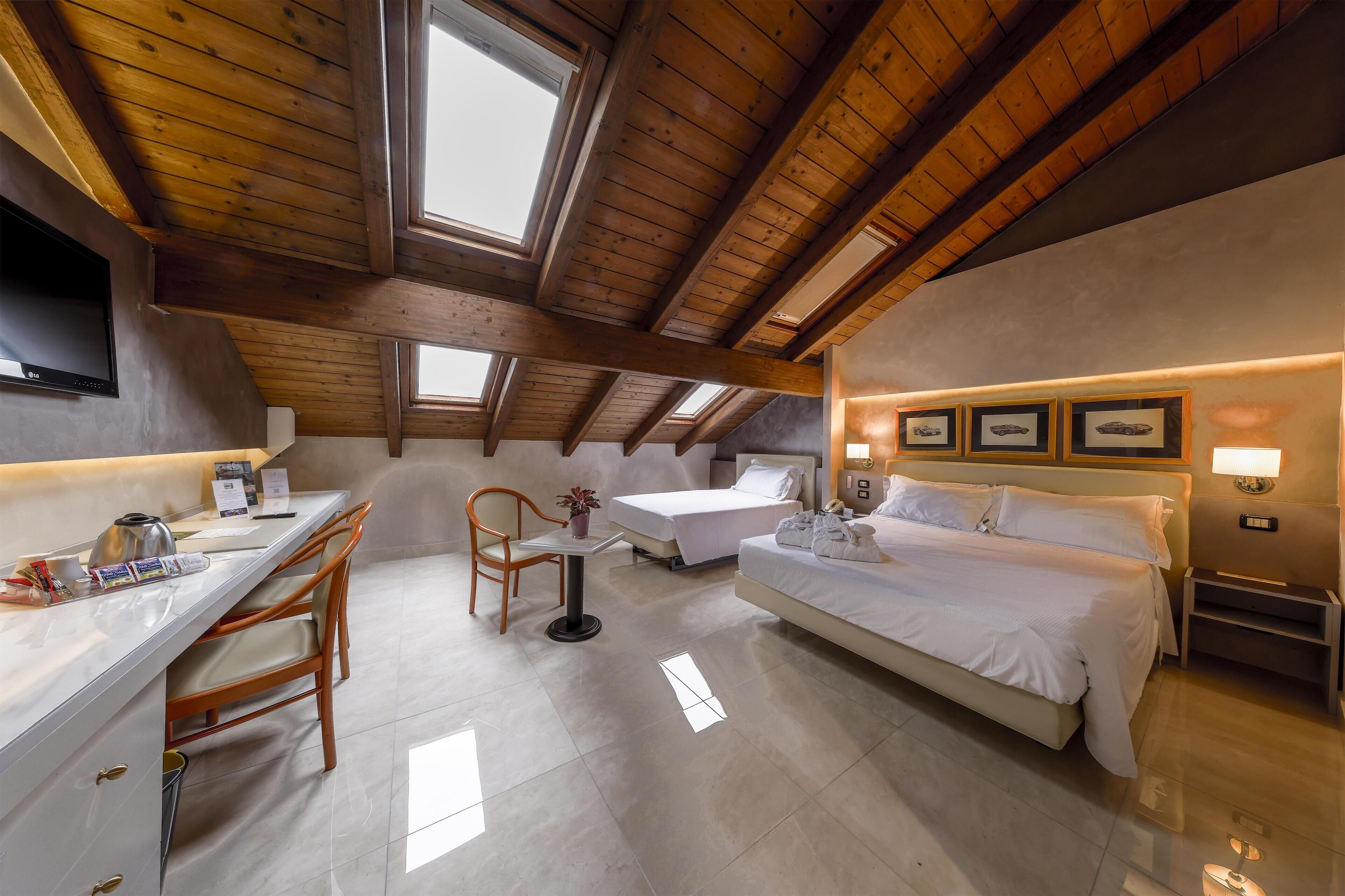 Couette en duvet d'oie, matelas Select Comfort, minibar