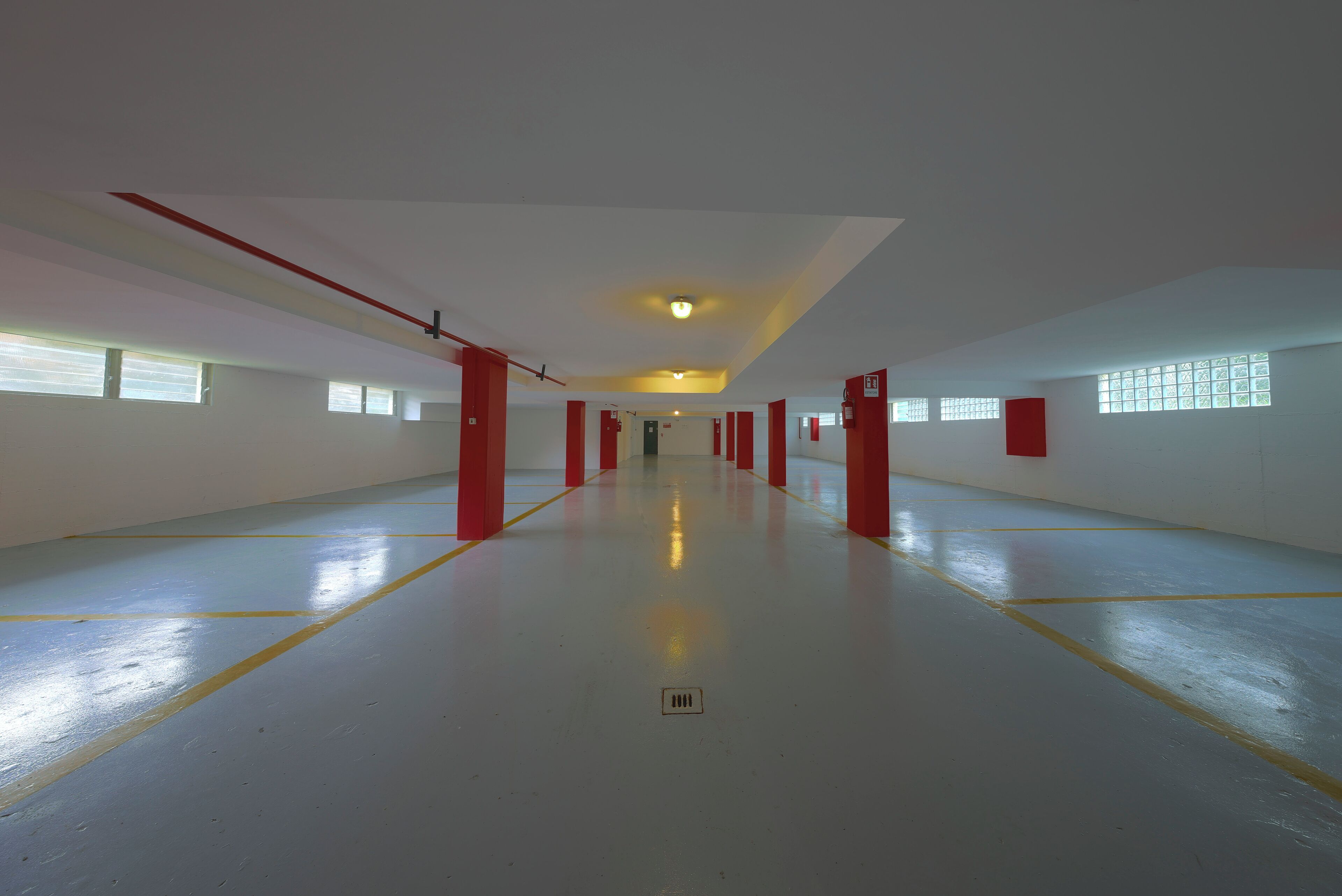 self-parking (surcharge) 10 per day