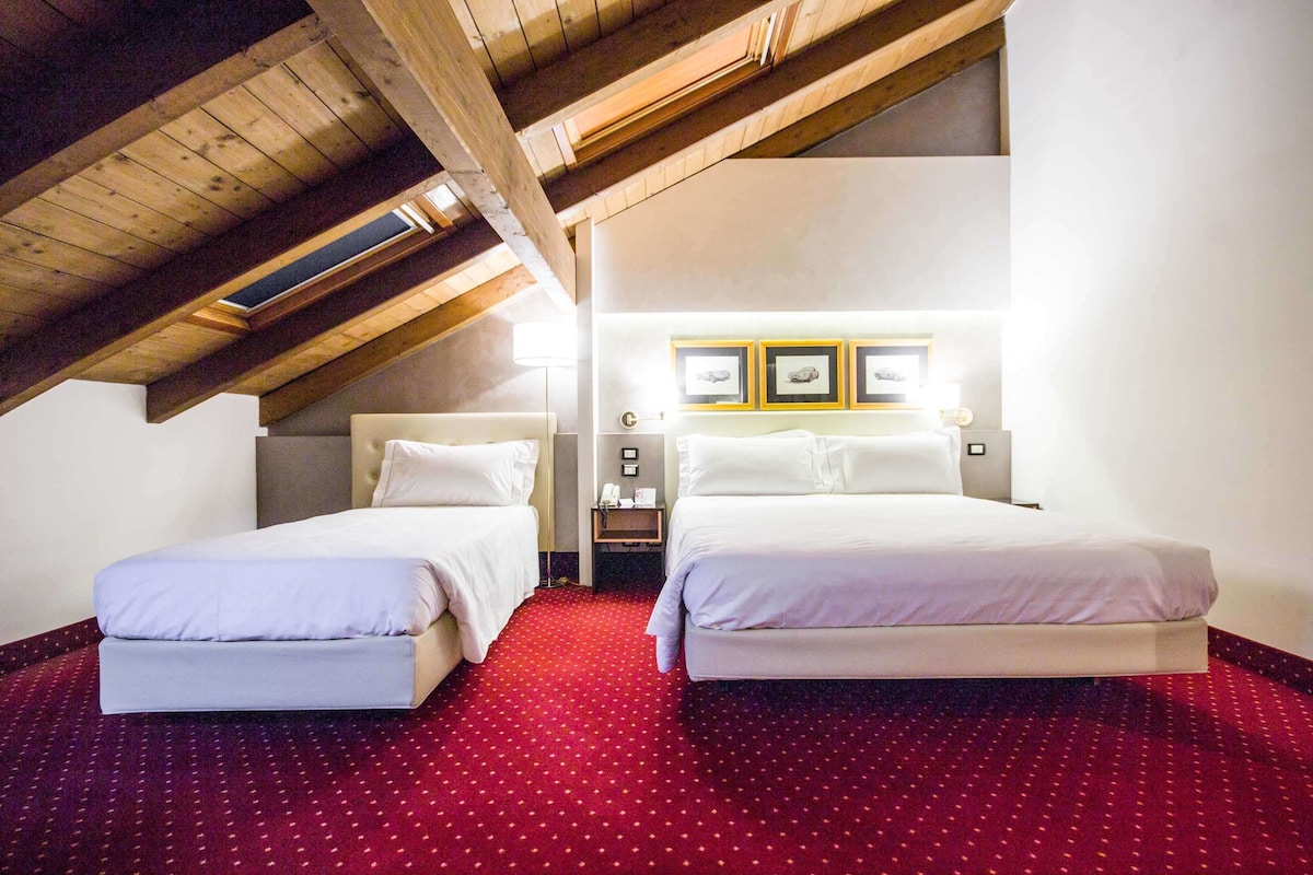1 bedroom, down comforters, Select Comfort beds, minibar