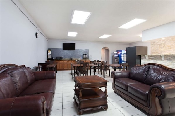 Dining - Knights Inn Plant City (Plant City)