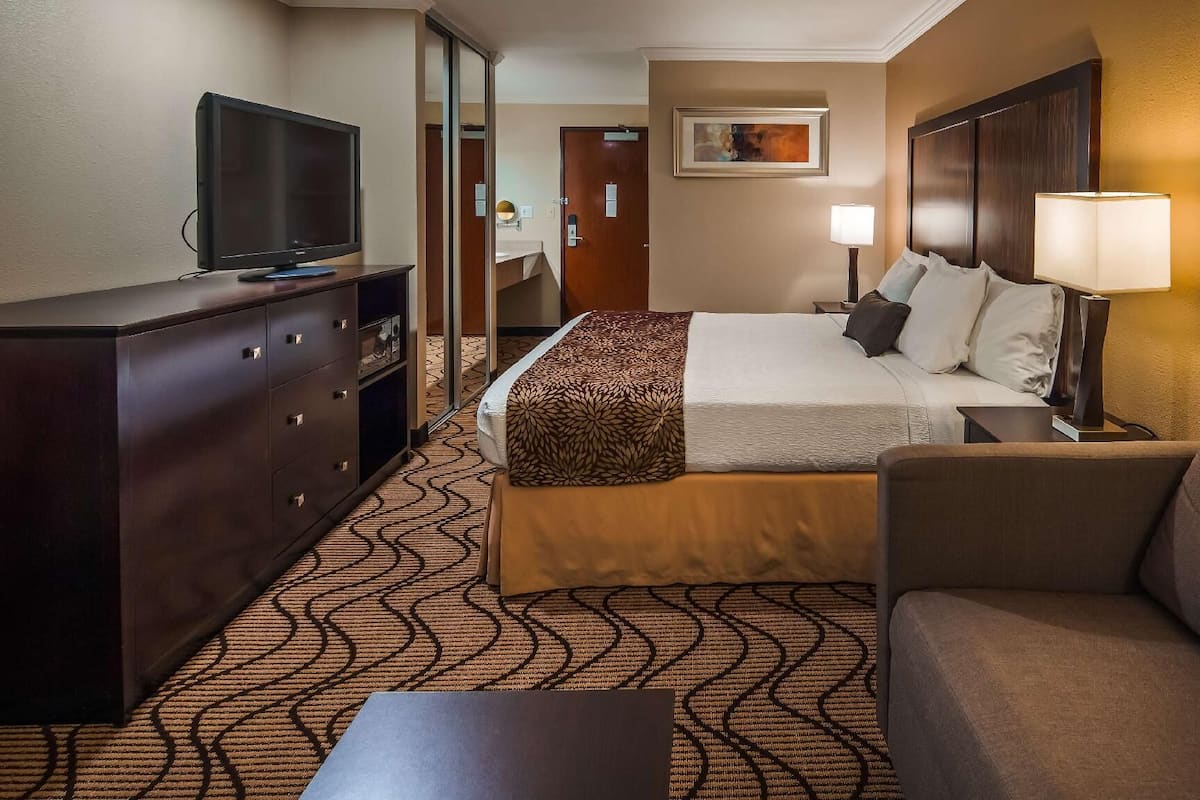 Yksilöllisesti sisustettu, yksilöllisesti kalustettu