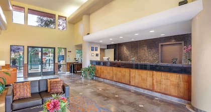 Best Western Plus Orchid Hotel & Suites