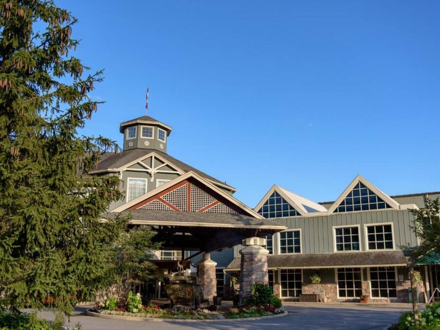 Fachada da propriedade