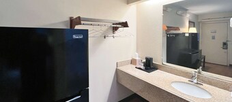 Studio 6 Suites Shreveport, LA – Industrial Loop