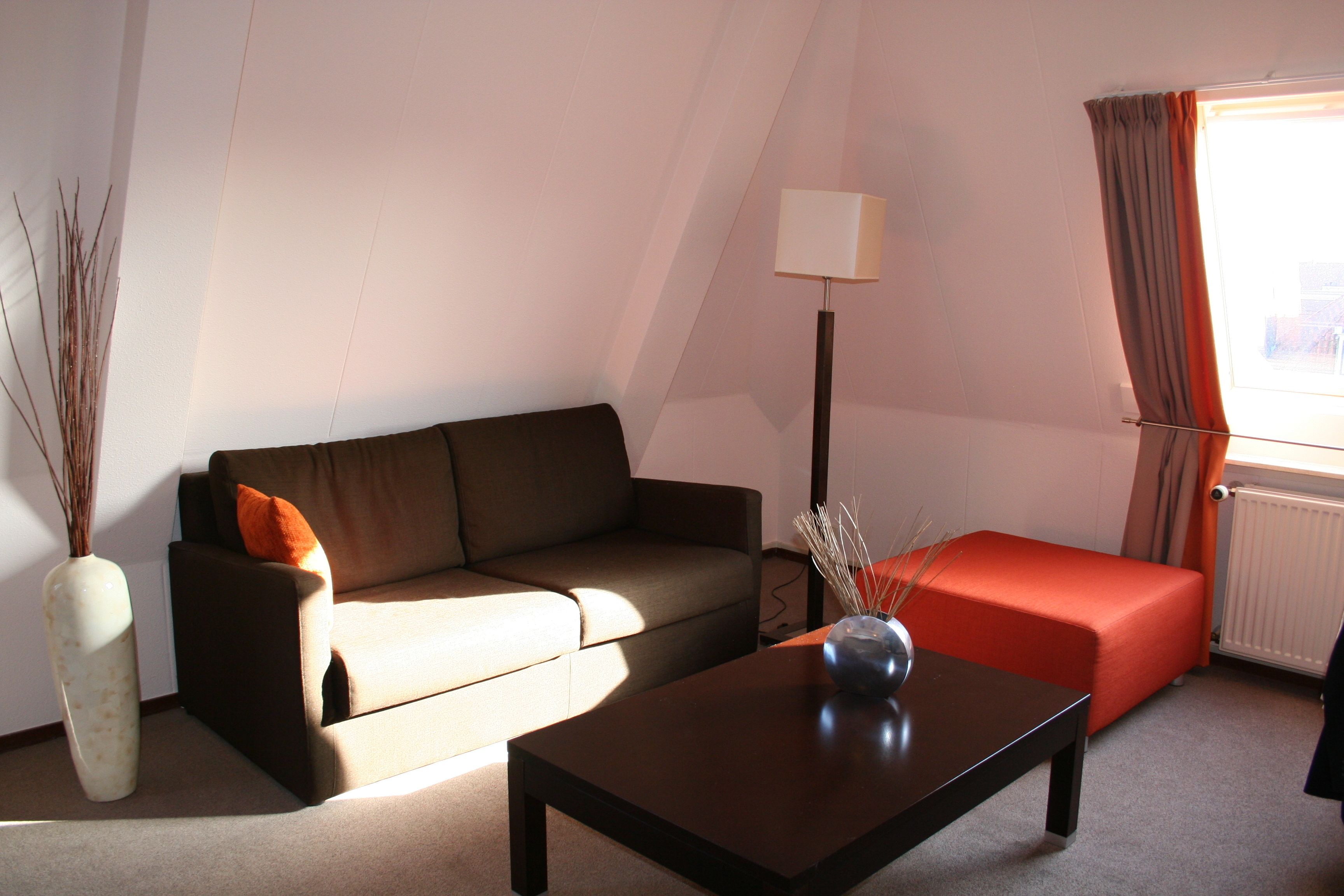 junior suite, 1 double bed, non smoking | living room | plasma tv, pay films