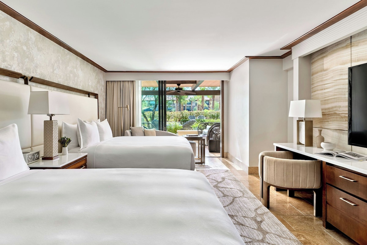 Room, 2 Queen Beds, Patio