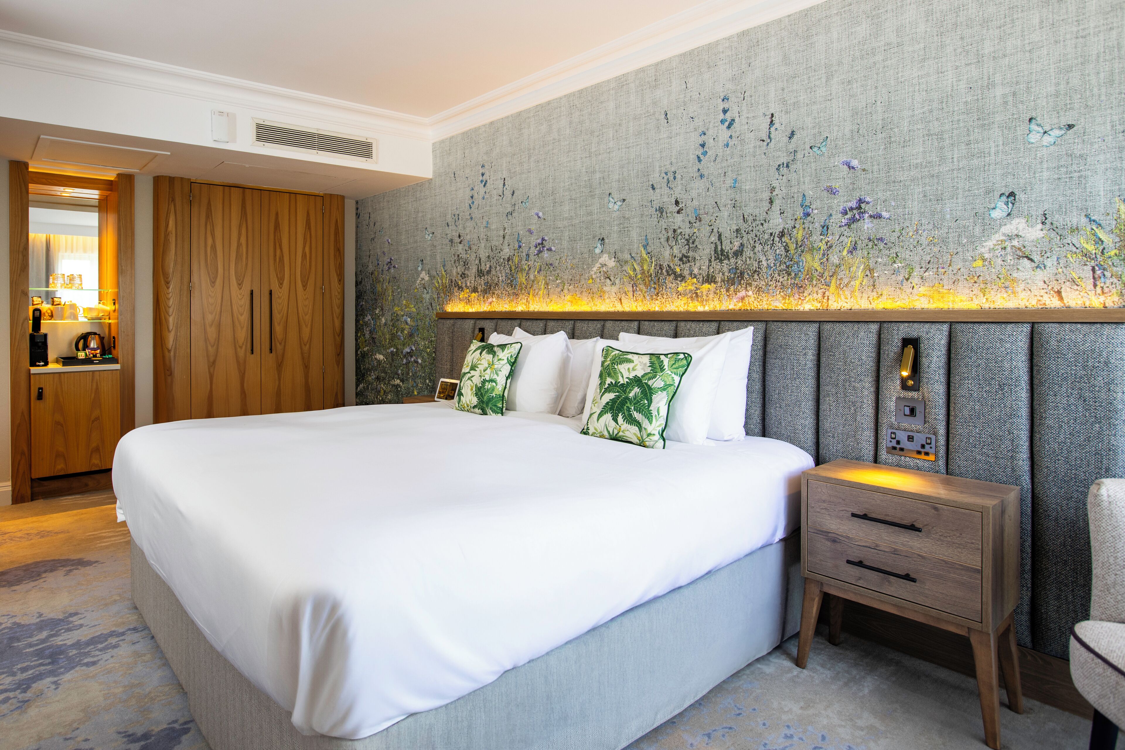 Deluxe Double or Twin Room - Exclusively For Adults | Hypo-allergenic bedding, in-room safe, iron/ironing board, free WiFi