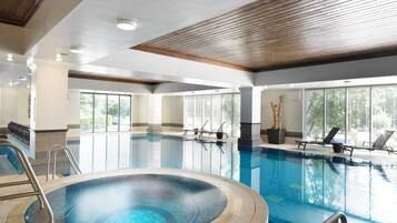 Indoor pool, seasonal outdoor pool, pool loungers