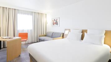 Chambre Classique, 1 lit double, vue parc | Literie de qualité supérieure, matelas mémoire de forme, minibar