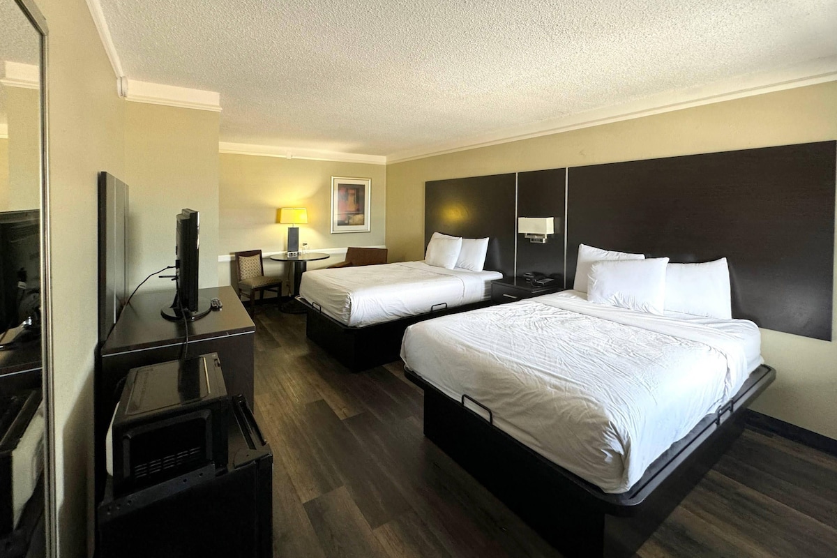 Chambre, 2 lits doubles, accessible aux personnes à mobilité réduite, non-fumeur | Literie de qualité, couette en duvet