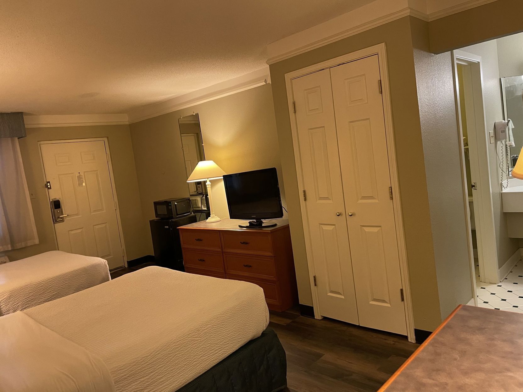 Premium bedding, blackout drapes, iron/ironing board, free WiFi