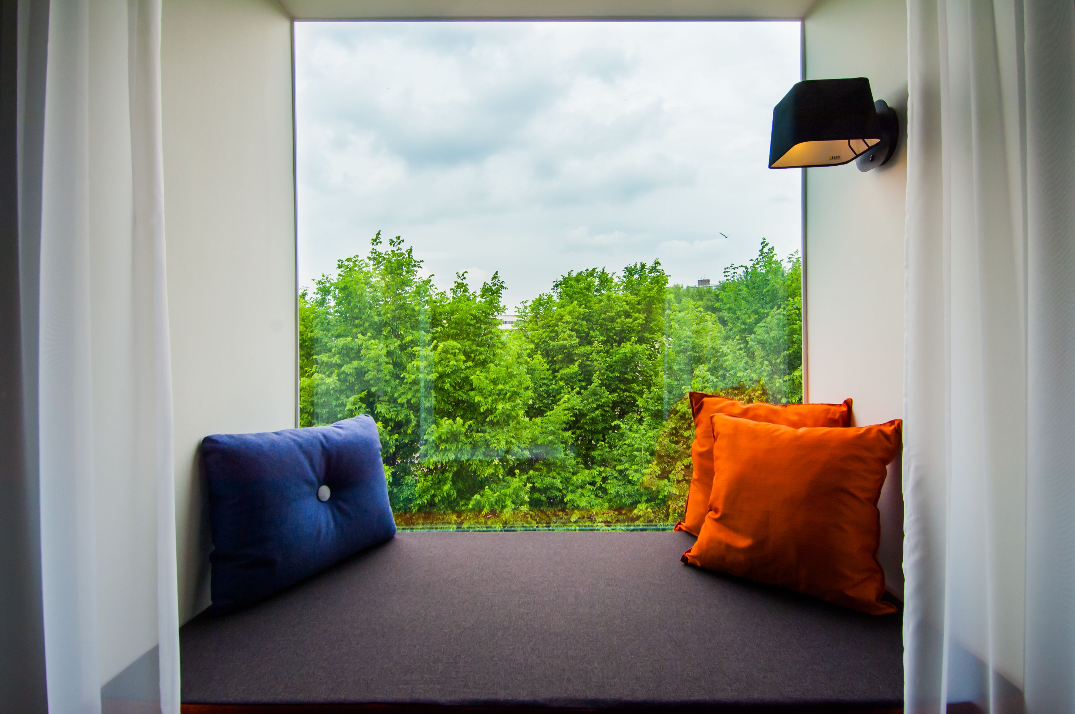 comfort room, 2 single beds | in-room safe, blackout curtains, free cots/infant beds, free wifi