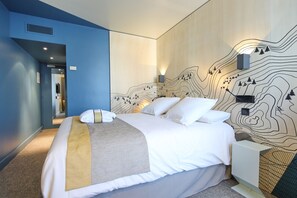 Privilege, Room, 1 Double Bed | In-room safe, desk, blackout curtains, soundproofing