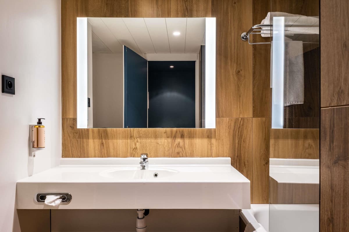 In-room safe, desk, blackout curtains, soundproofing