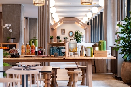 Daily buffet breakfast for a fee