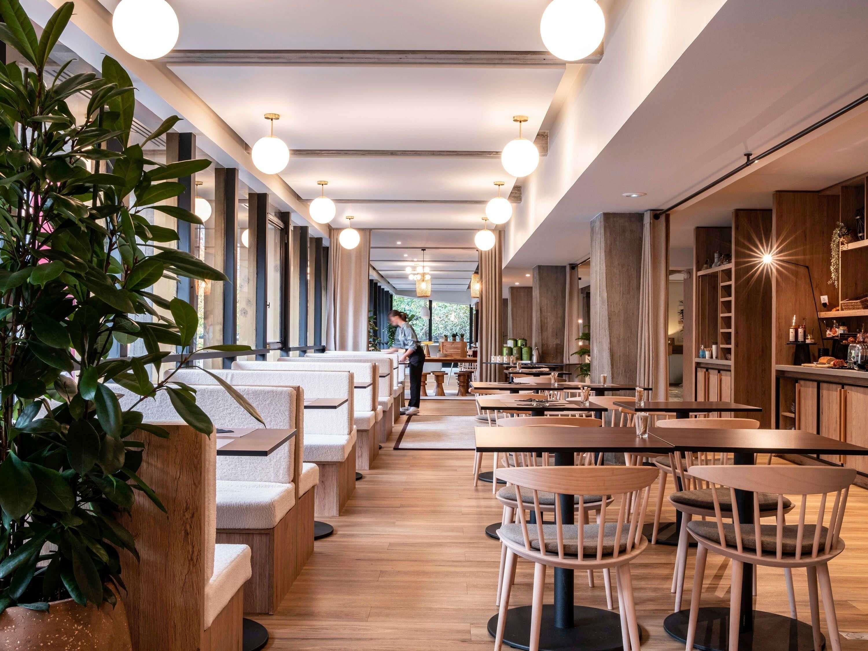 Petit déjeuner buffet servi tous les jours en supplément
