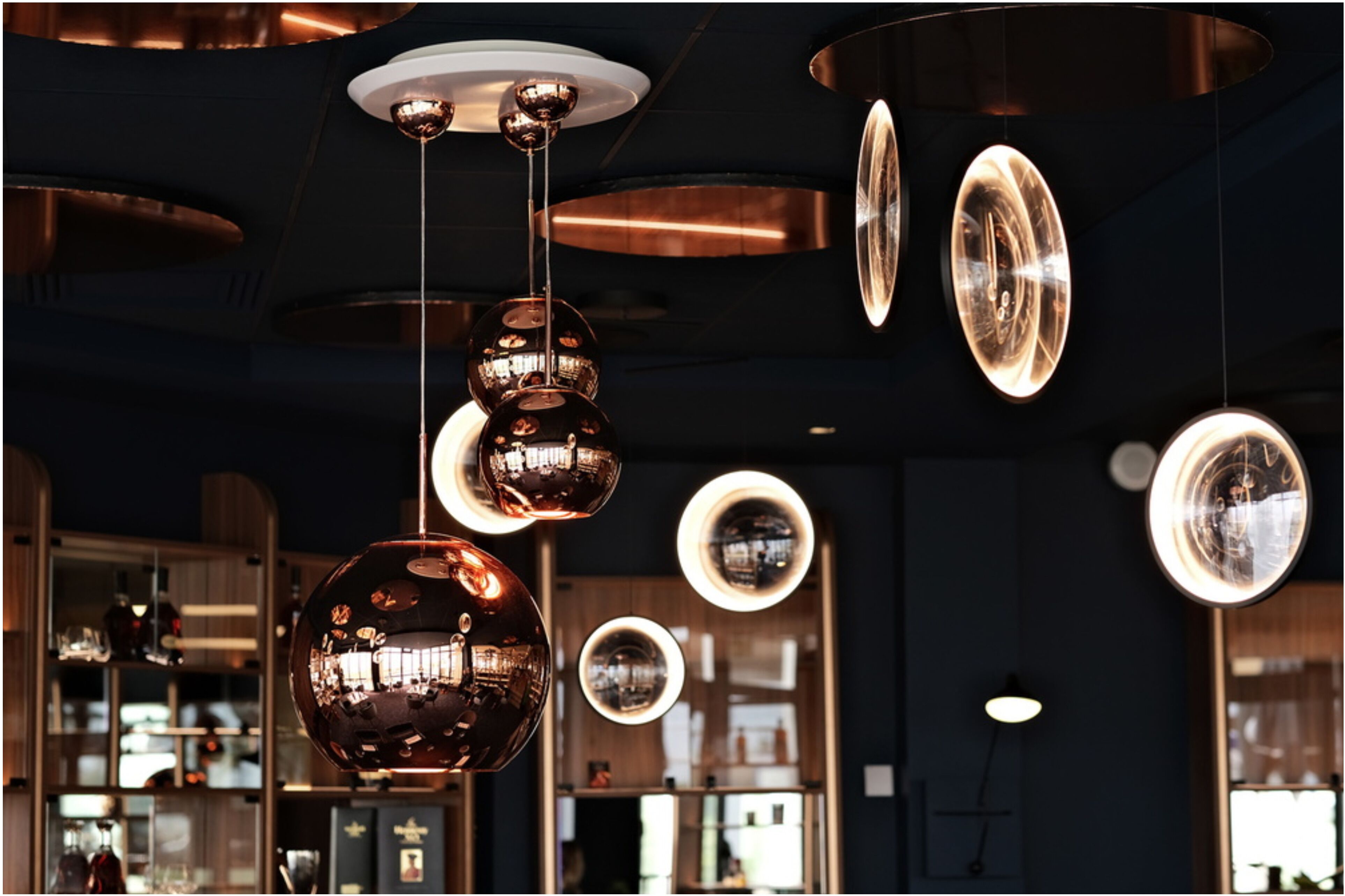 breakfast, lunch and dinner served