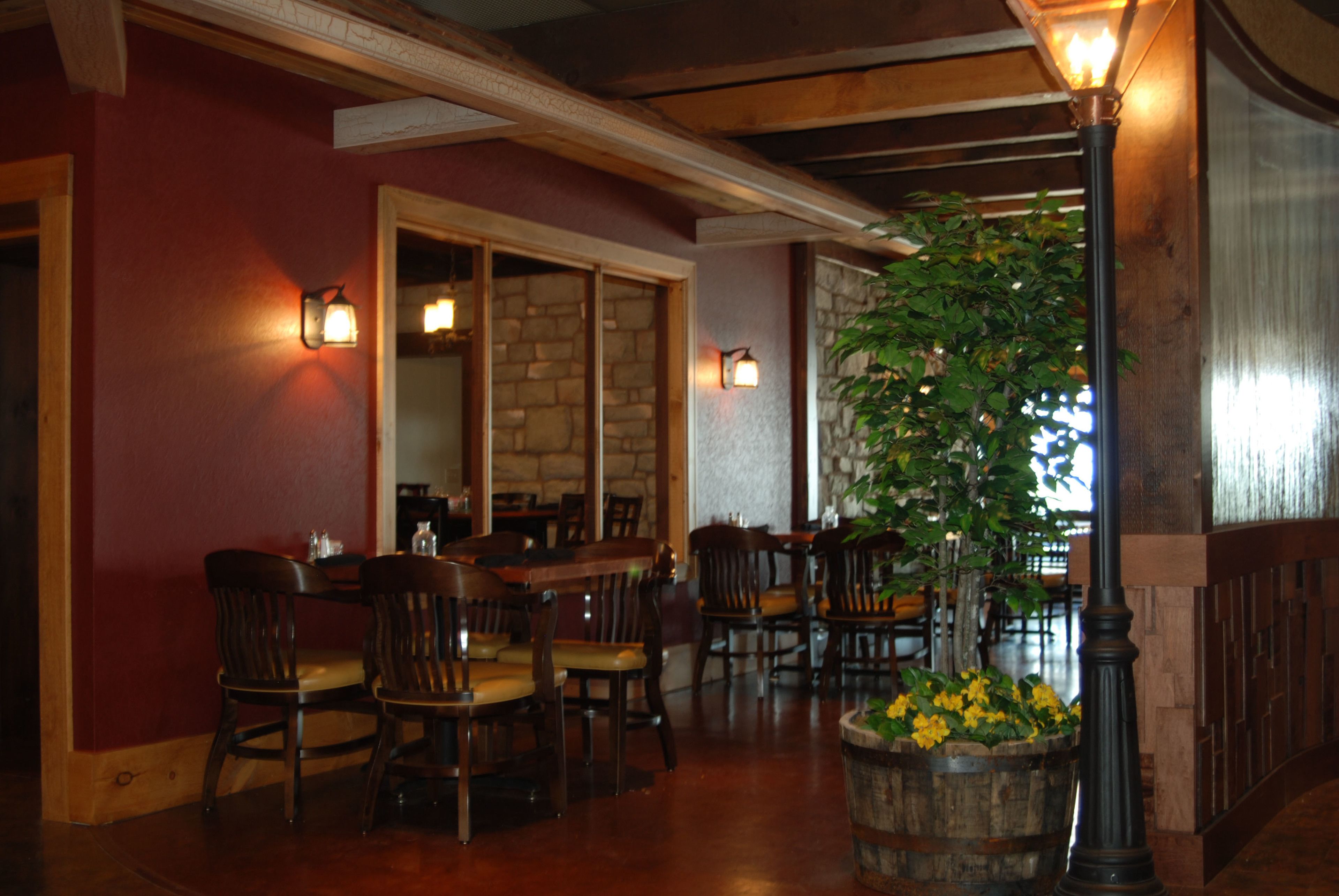 breakfast, lunch and dinner served