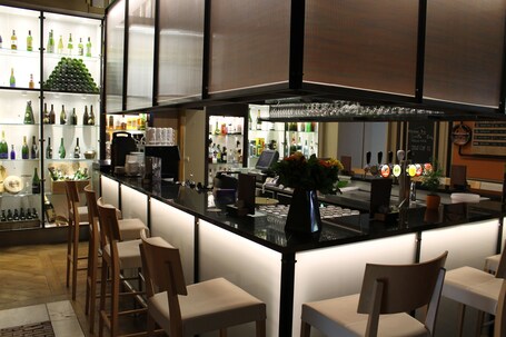 Bar (en la propiedad)