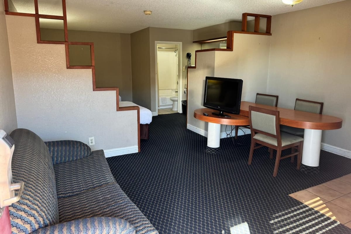 Studio (2 Double Beds) | Blackout drapes, iron/ironing board, free cribs/infant beds, free WiFi