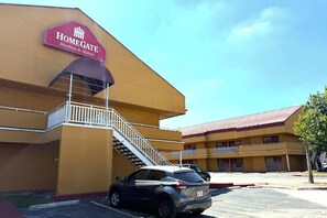 Facciata della struttura